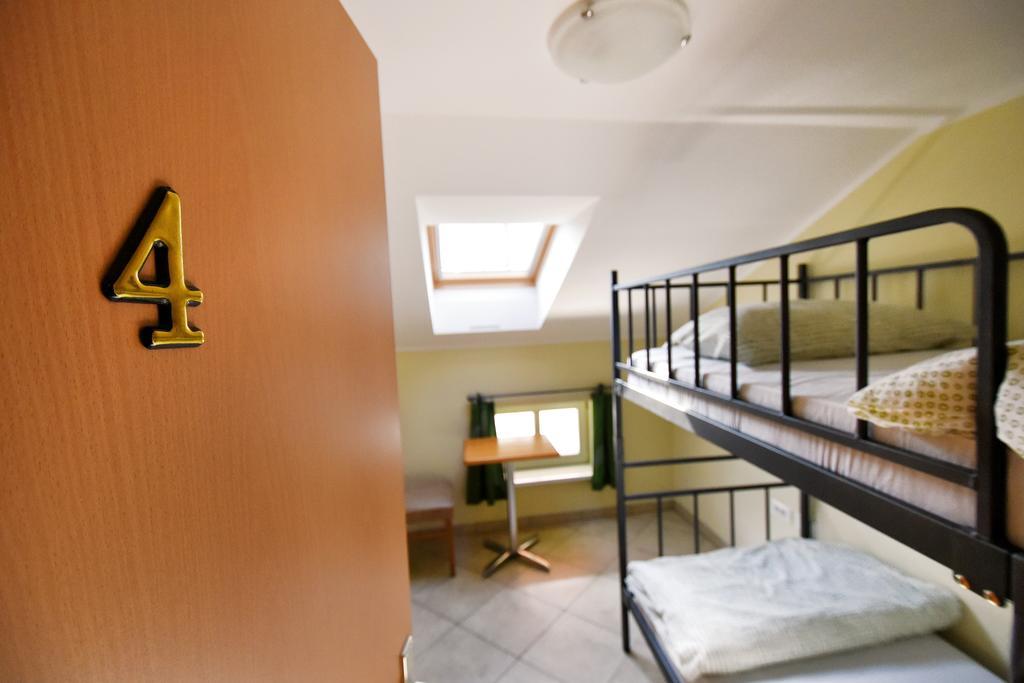 Hostel X Point Кобарид Экстерьер фото