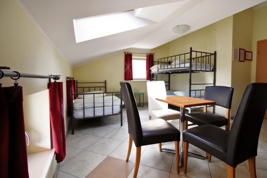 Hostel X Point Кобарид Экстерьер фото
