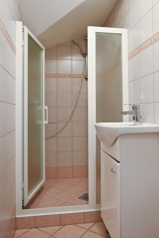 Hostel X Point Кобарид Экстерьер фото