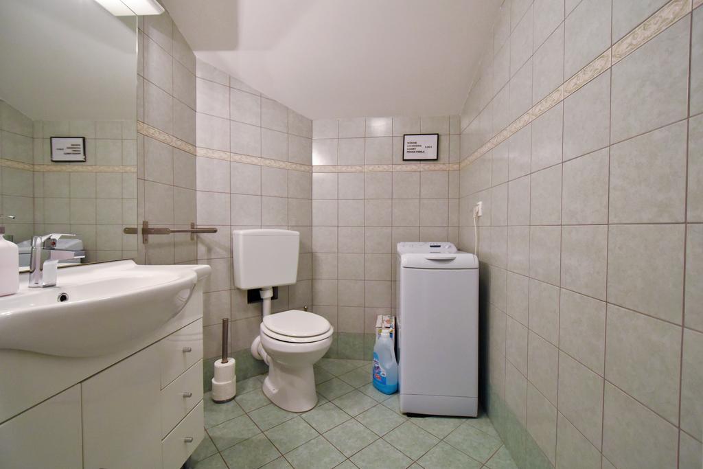 Hostel X Point Кобарид Экстерьер фото
